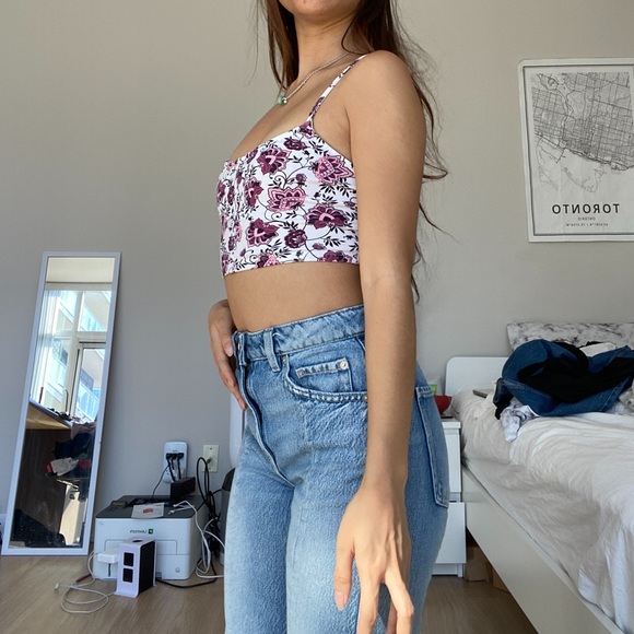 Garage Floral Tanktop - Picture 2 of 6